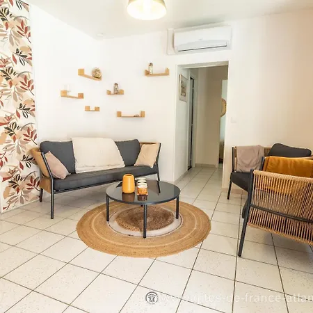 Des Pins Sainte-Marie-de-Re