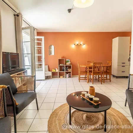 Des Pins Holiday home *