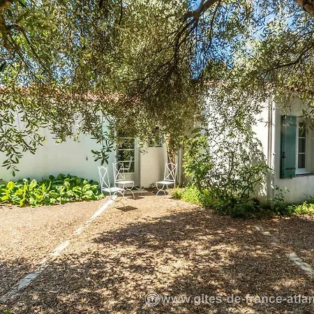 Des Pins Holiday home