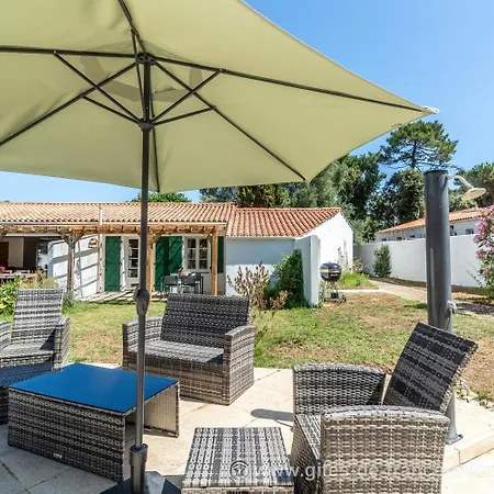 Des Pins Holiday home