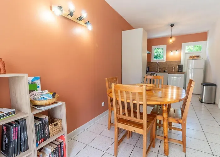 Holiday home Des Pins *